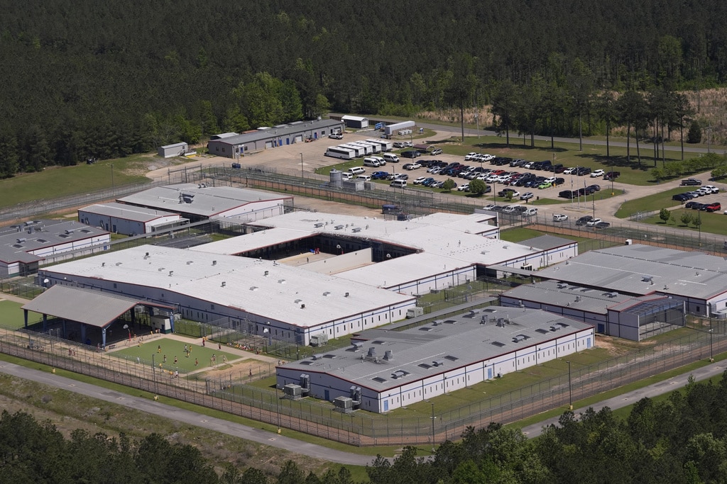 Trump administration seeks explosive expansion of nation's immigration detention system