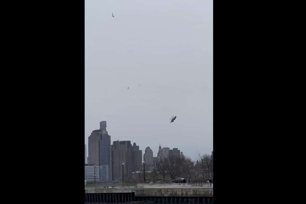 NYC sightseeing helicopter plunges into river, killing 6, including family of tourists