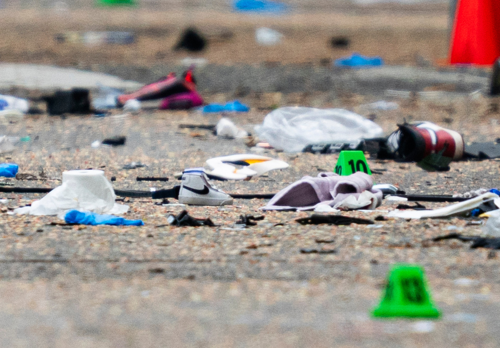 5-year-old girl and parents among dead in vehicle ramming in Vancouver festival