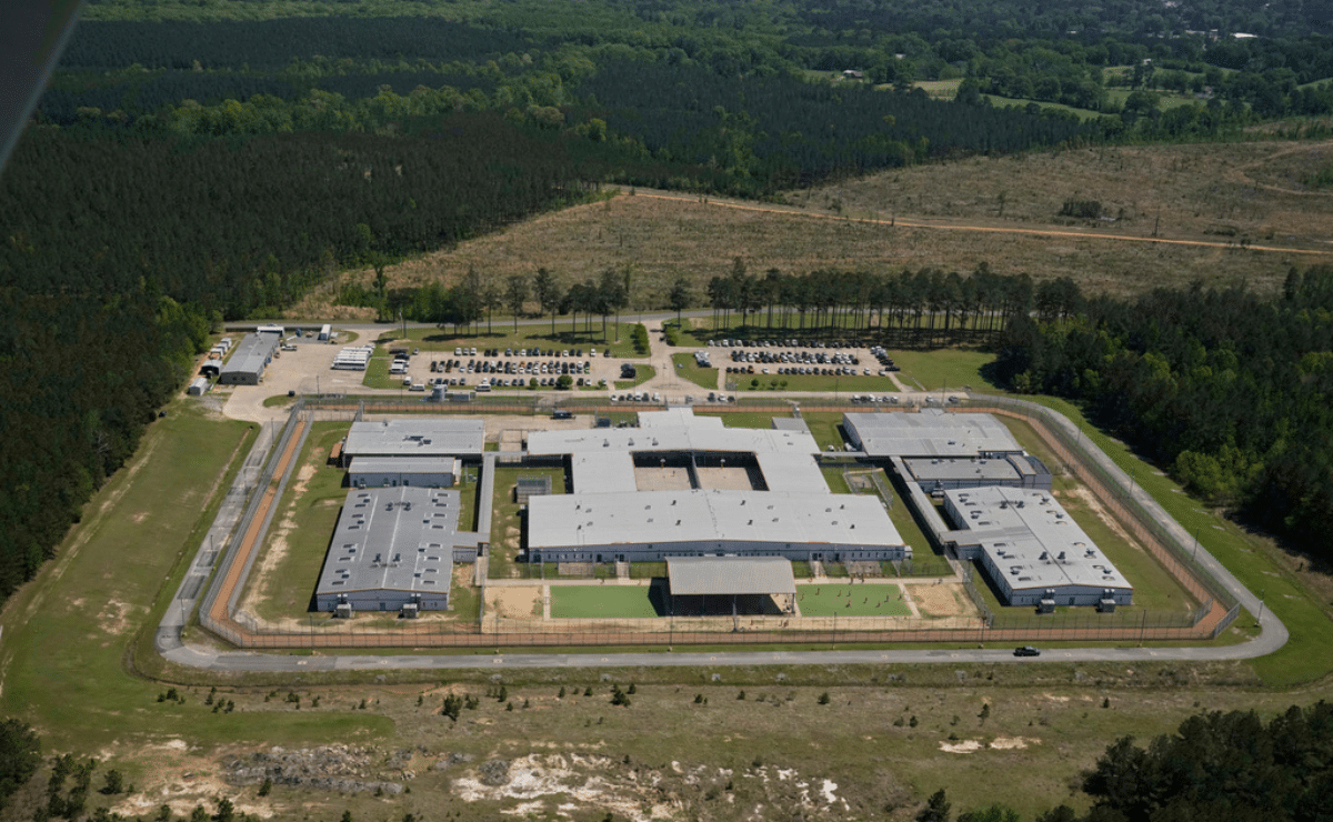 Trump administration seeks explosive expansion of nation's immigration detention system