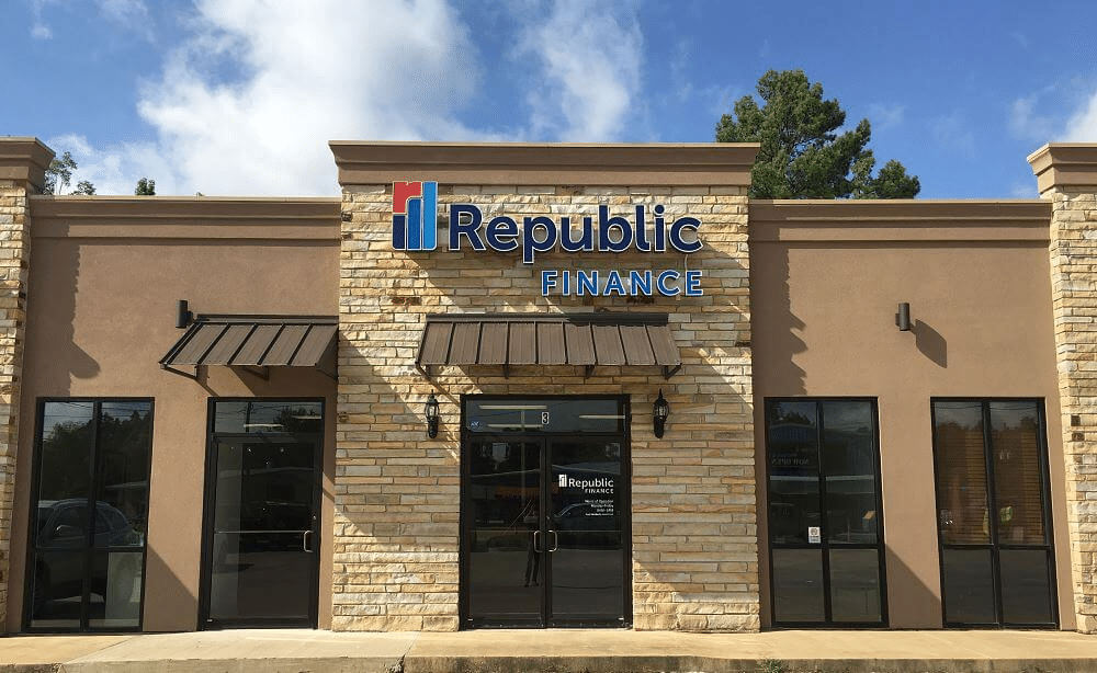 Exterior view of a Republic Finance branch office in a retail shopping center