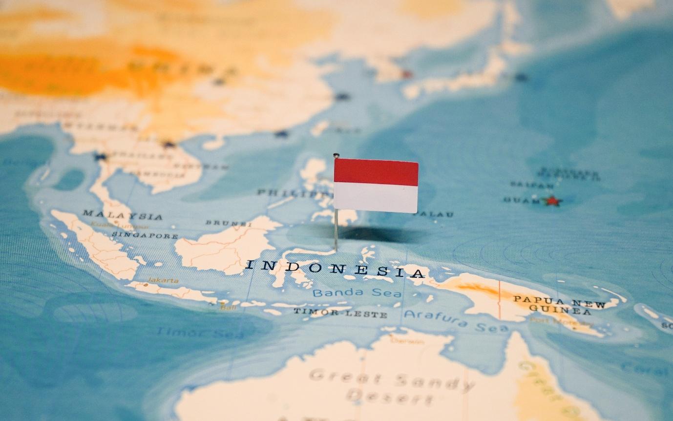 A map of Southeast Asia with the Indonesian flag pinned on Indonesia, highlighting its geographical location.
