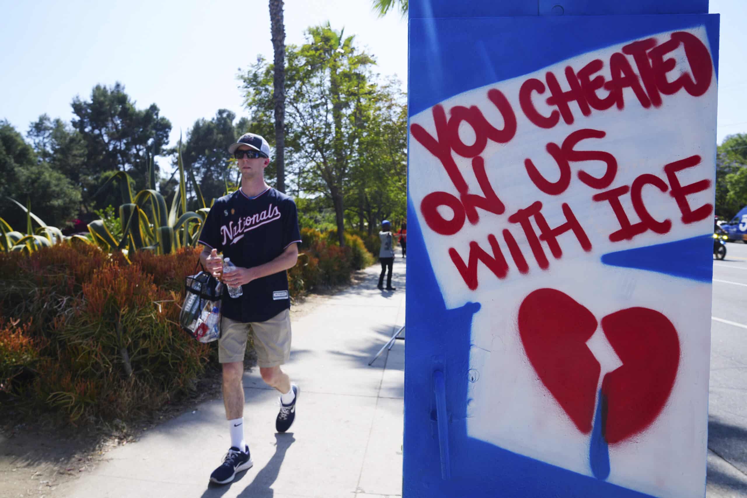 Dodgers break silence on ICE raids, pledge support for immigrants