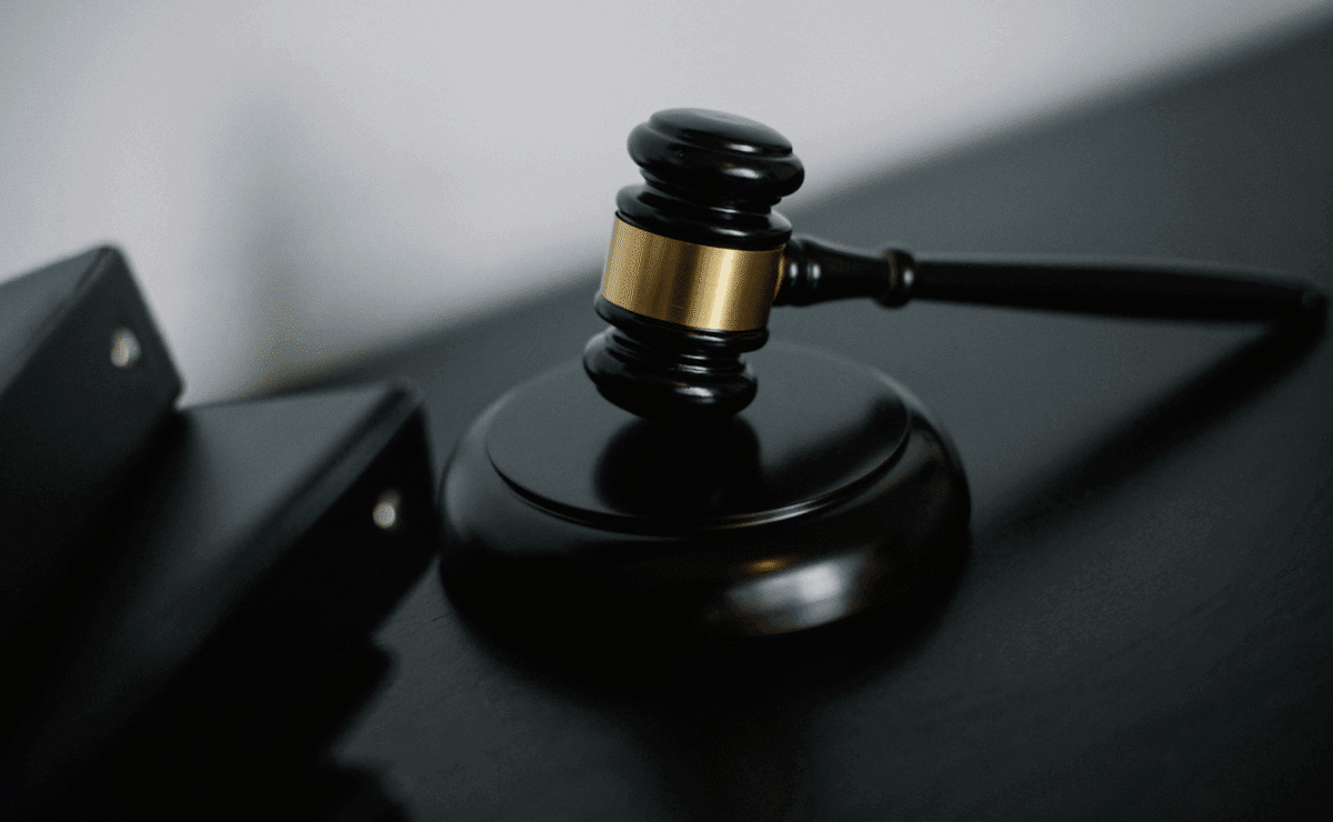 court gavel
