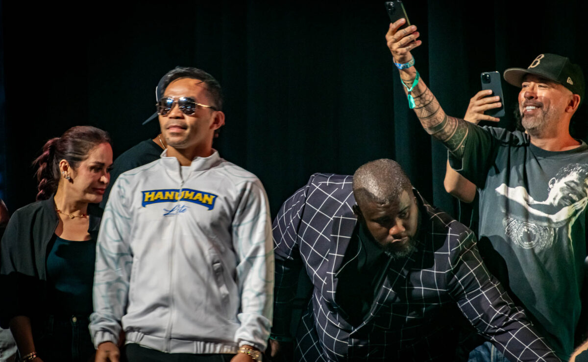 Jo Koy (right) takes a photo of Pacquiao before the weigh-in. Photo by Robert Gamo