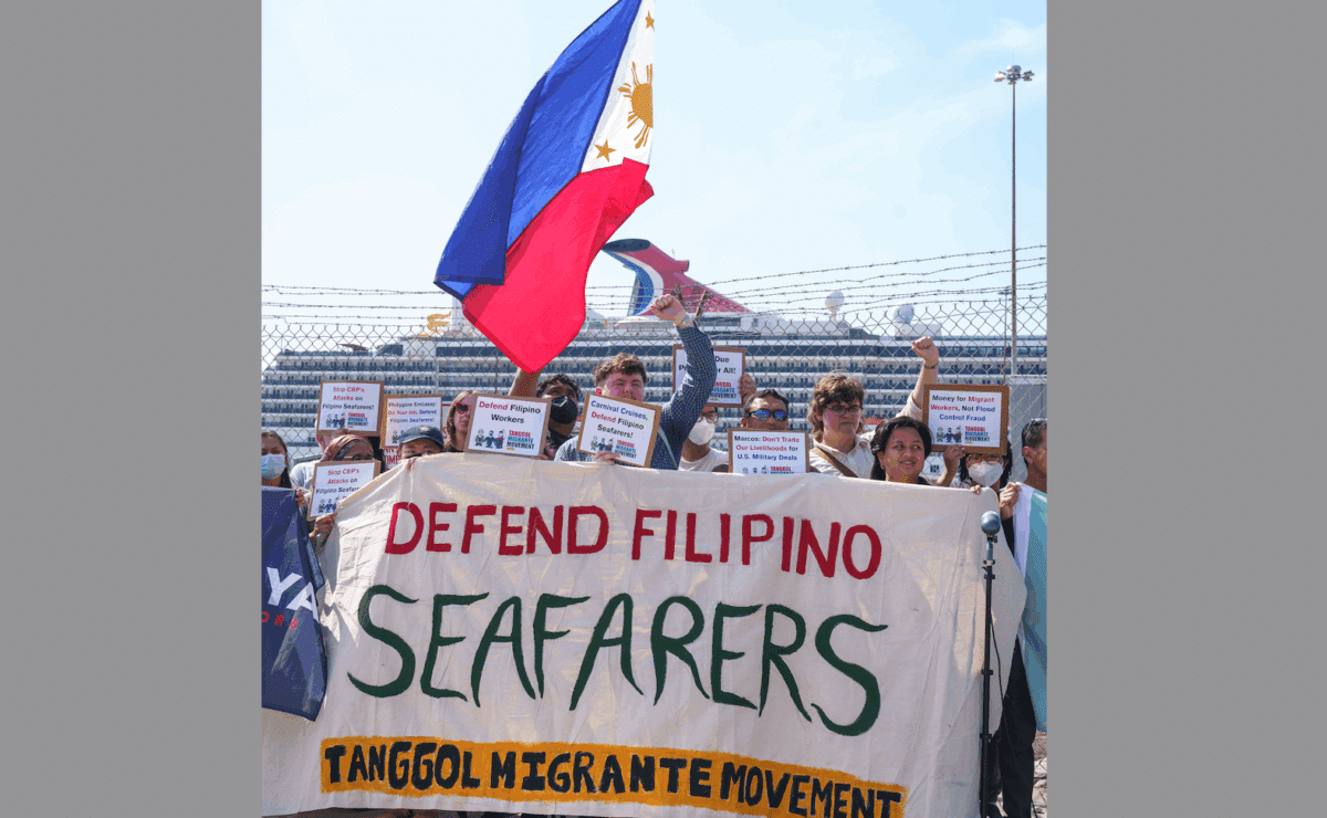 Filipino seafarers