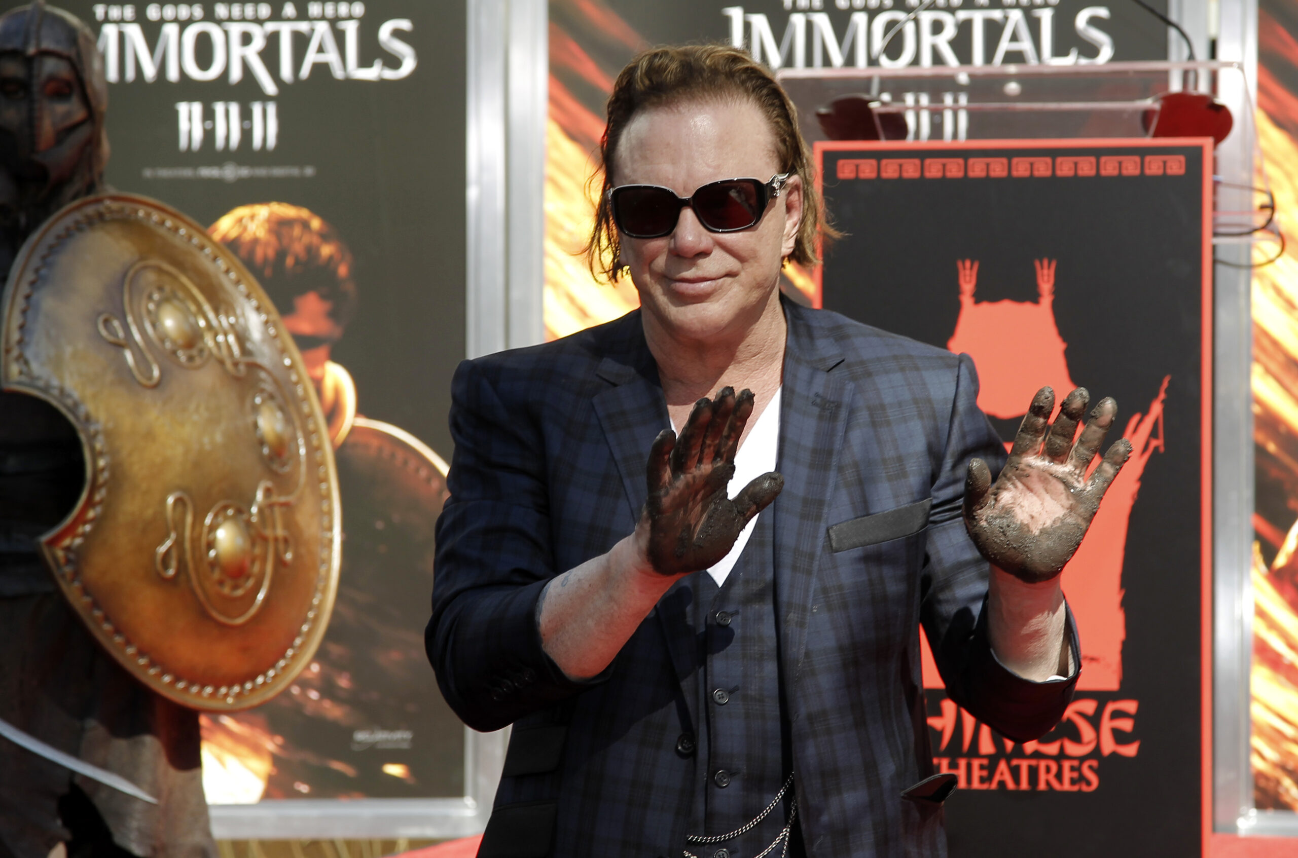 Hollywood-Schauspieler Mickey Rourke droht die Zwangsräumung und startet ...